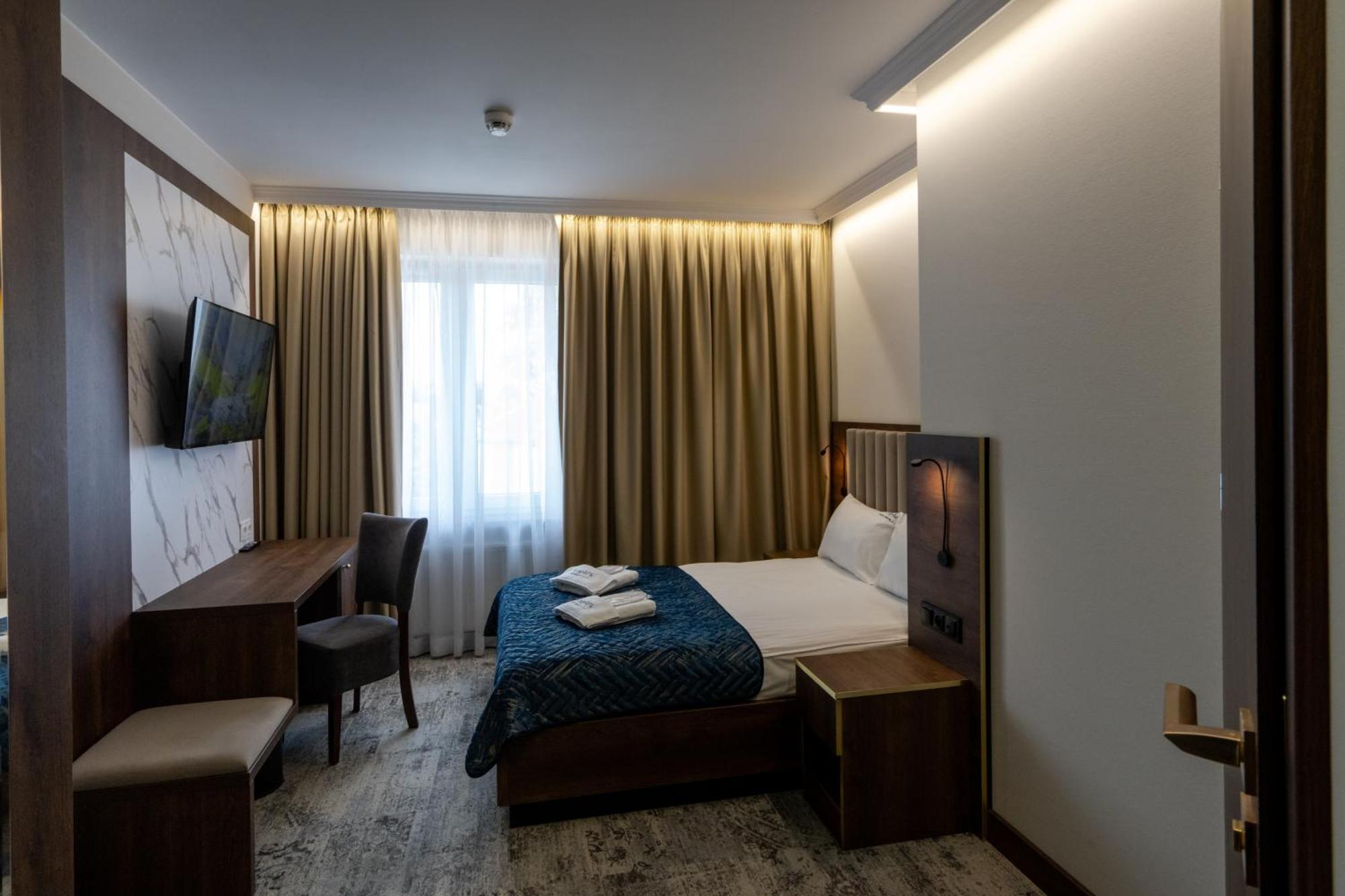 Bed and Breakfast Sleep&Fly Okecie Warsaw Airport Exterior foto
